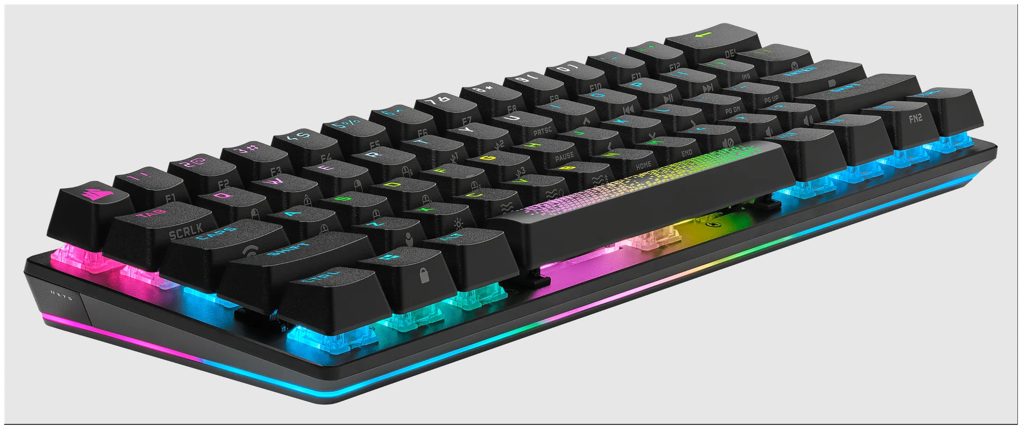 Yüksek performanslı RGB oyuncu klavyesi